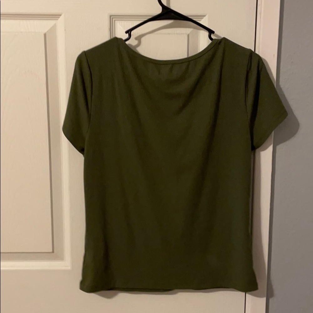 Olive/Green tee - Picture 2 of 2